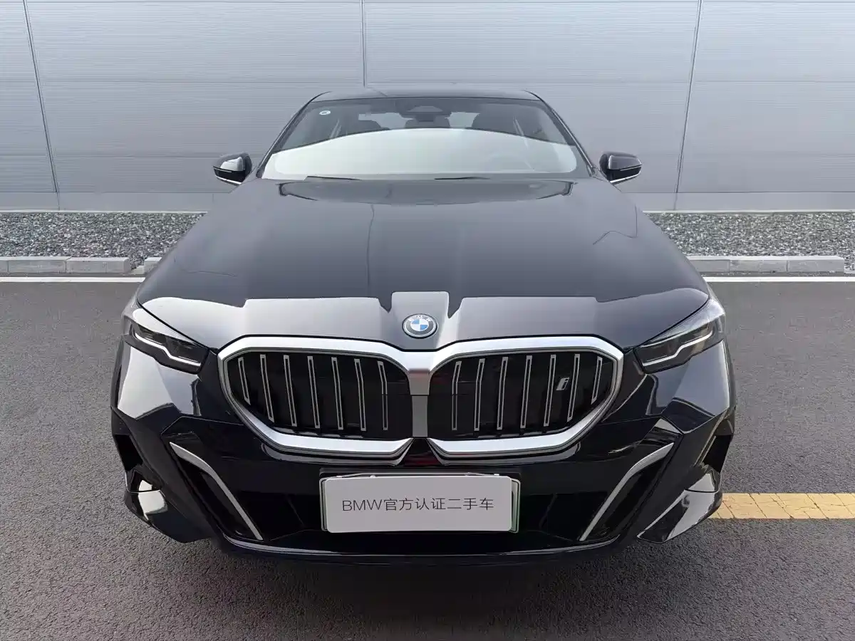 BMW i5 2024 eDrive 35L M Sport Package фото 3
