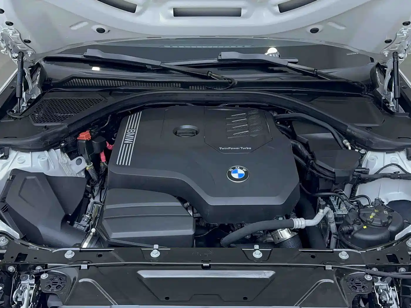 BMW 3 Series 2023 320Li M Sport Package фото 21