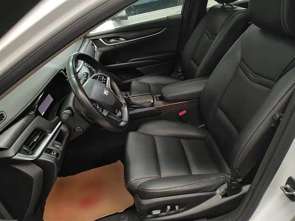 Cadillac XTS 2018 28T Elite фото 11
