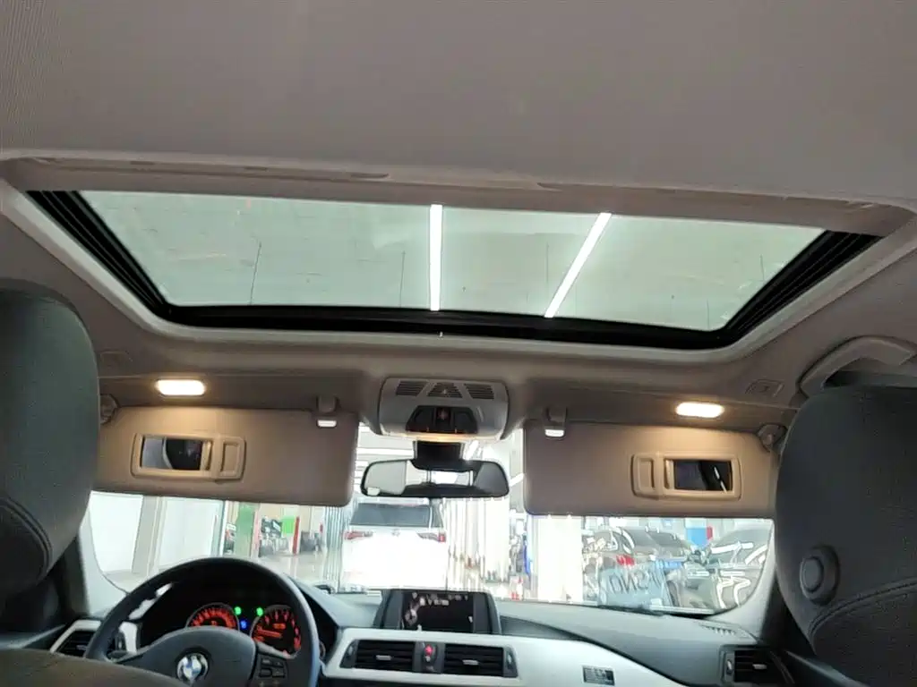 BMW 3 Series 2015 320Li Super Joy Fashion фото 18