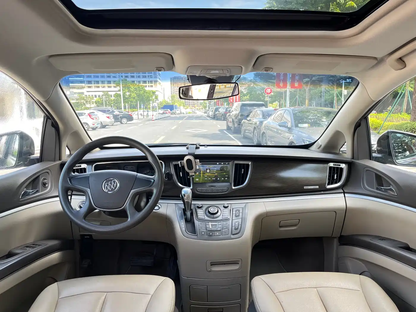 Buick GL8 2011 2.4L CT Luxury Business Comfort Edition фото 10