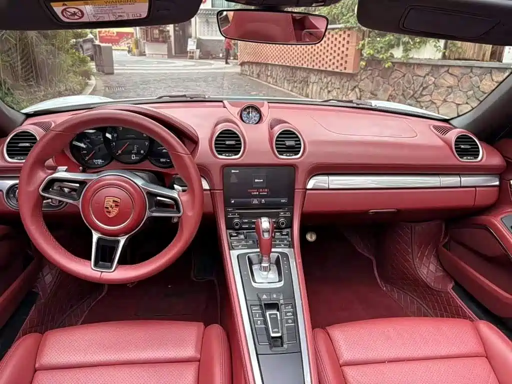 Porsche 718 2018 Boxster 2.0T фото 4