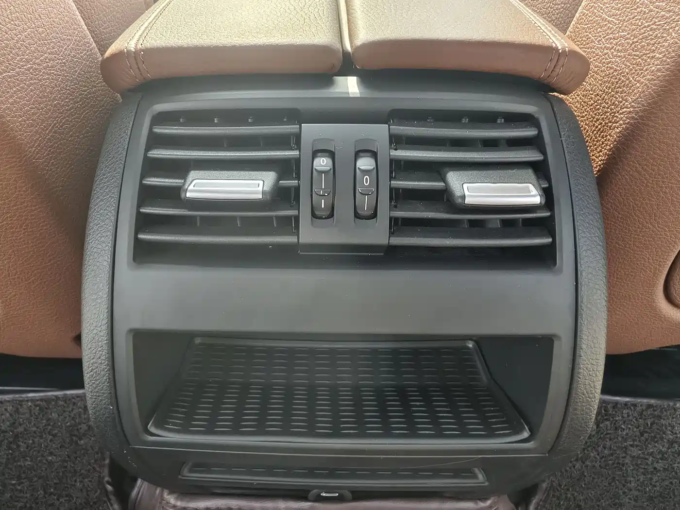BMW 5 Series 2017 520Li Classic Edition фото 20
