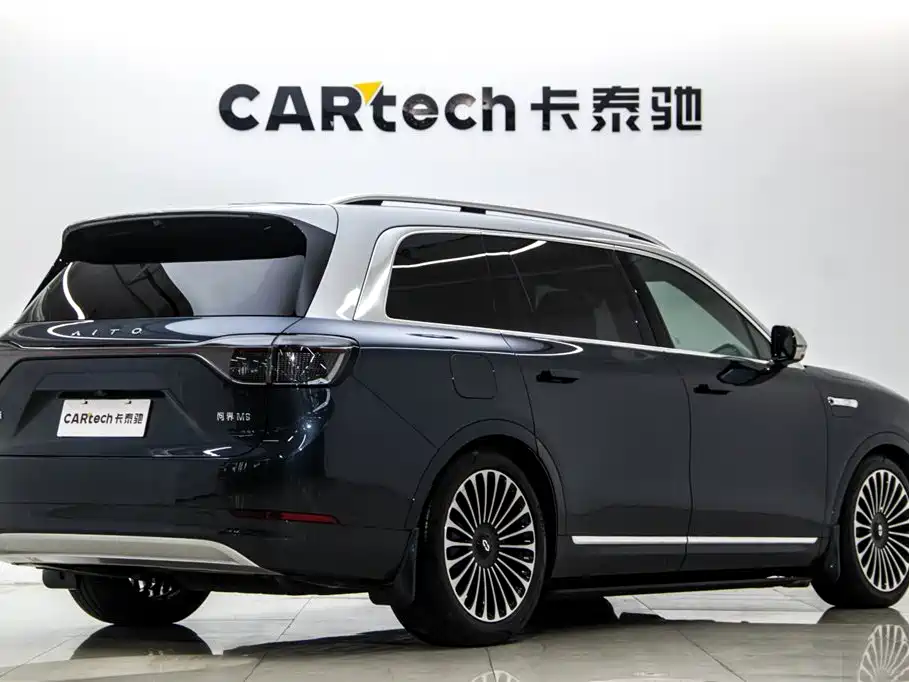 AITO Wenjie AITO M9 2024 Extended Range Ultra 42kWh 6-Seater фото 4