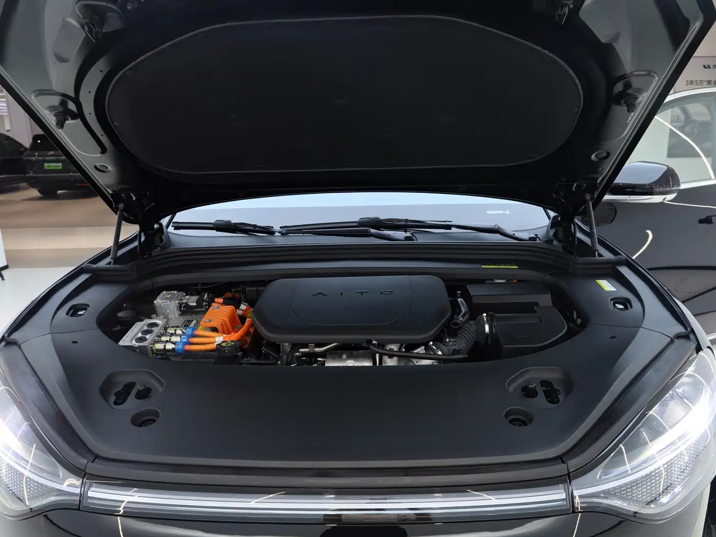 Aito M9 2026 2025 Extended Range Ultra 52kWh 5-Seater
