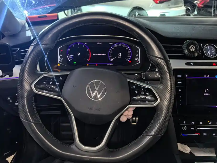 Volkswagen Magotan 2025 Facelift Public Edition 330TSI DSG Luxury фото 15