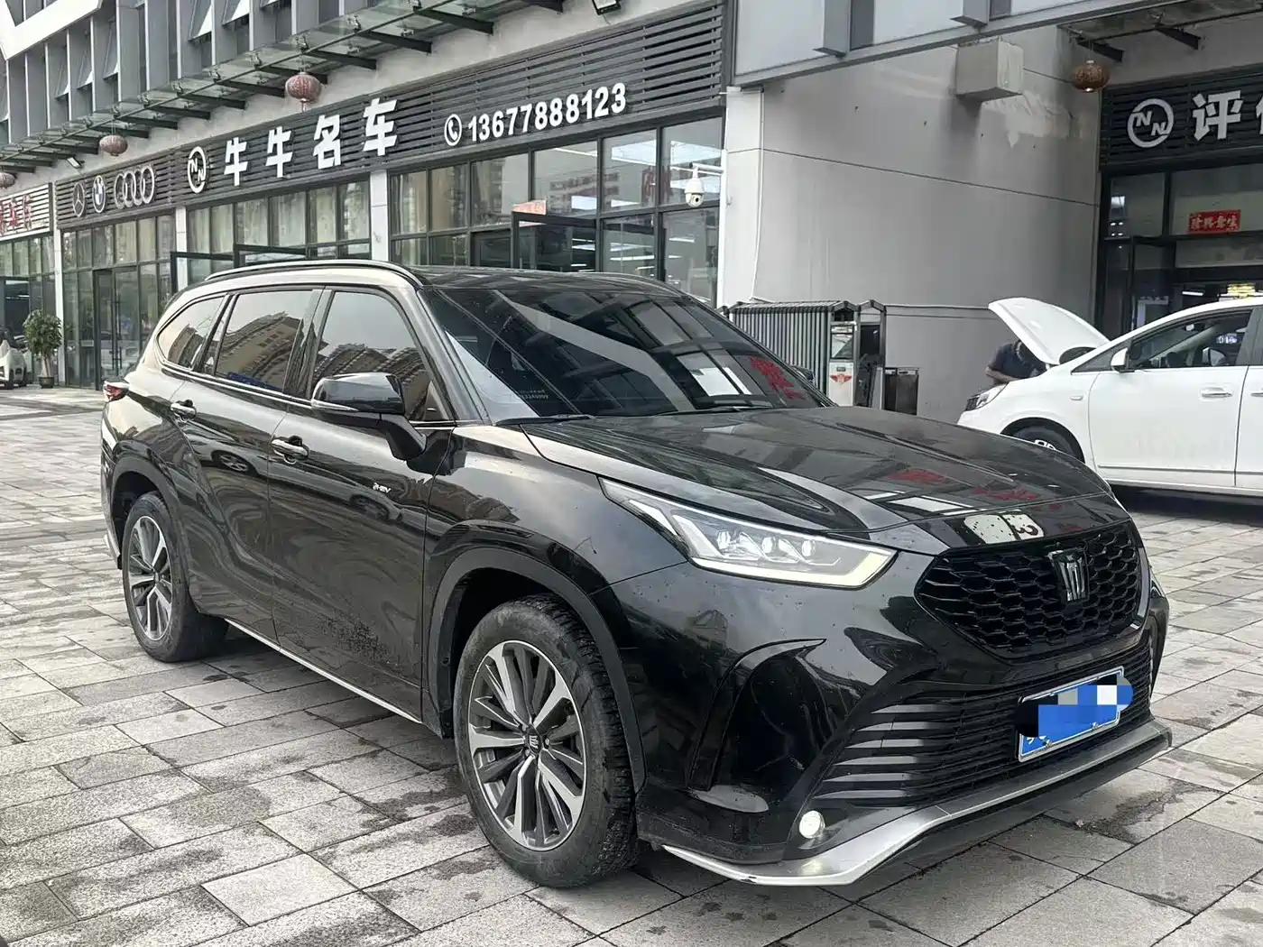 Toyota Crown Kluger 2025 2024 2.5L HEV 4WD Luxury Edition