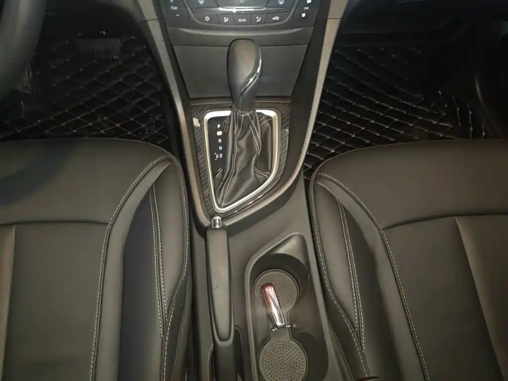 Фото 10 - Buick Excelle