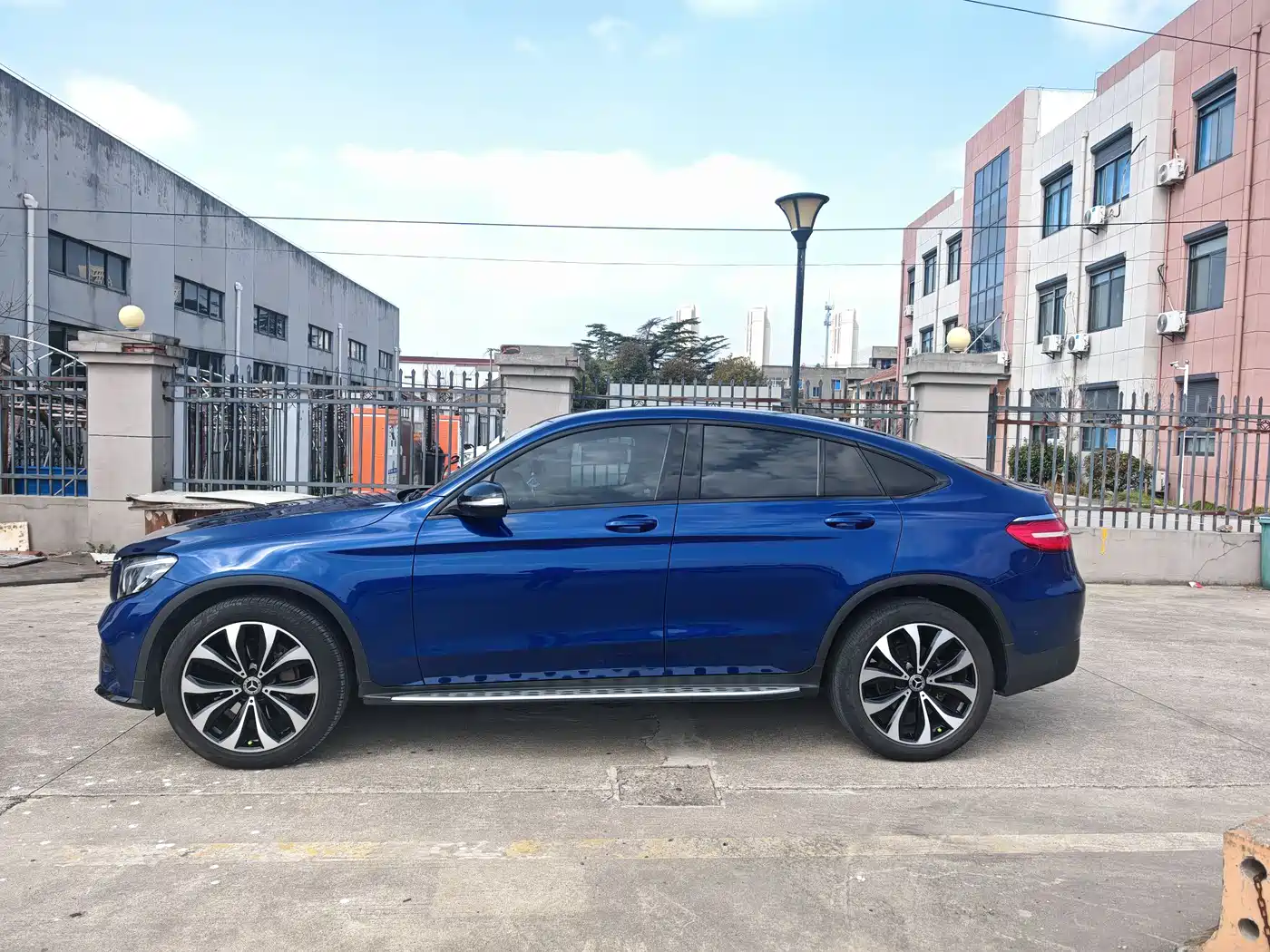 Mercedes-Benz GLC Coupe 2019 GLC 260 4MATIC Coupe SUV фото 6