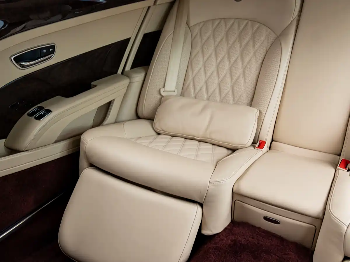 Bentley Mulsanne 2017 6.8T Long Wheelbase фото 14