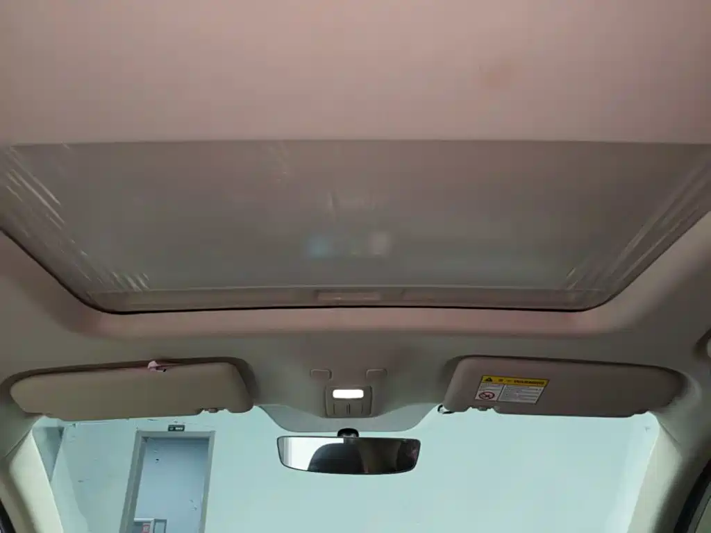 Roewe D6 2025 2025 Model 450km Premium Edition