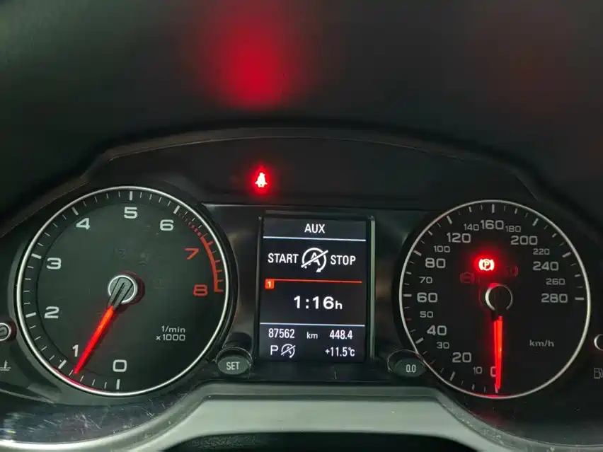 Audi Q5 2017 40 TFSI Technology фото 9
