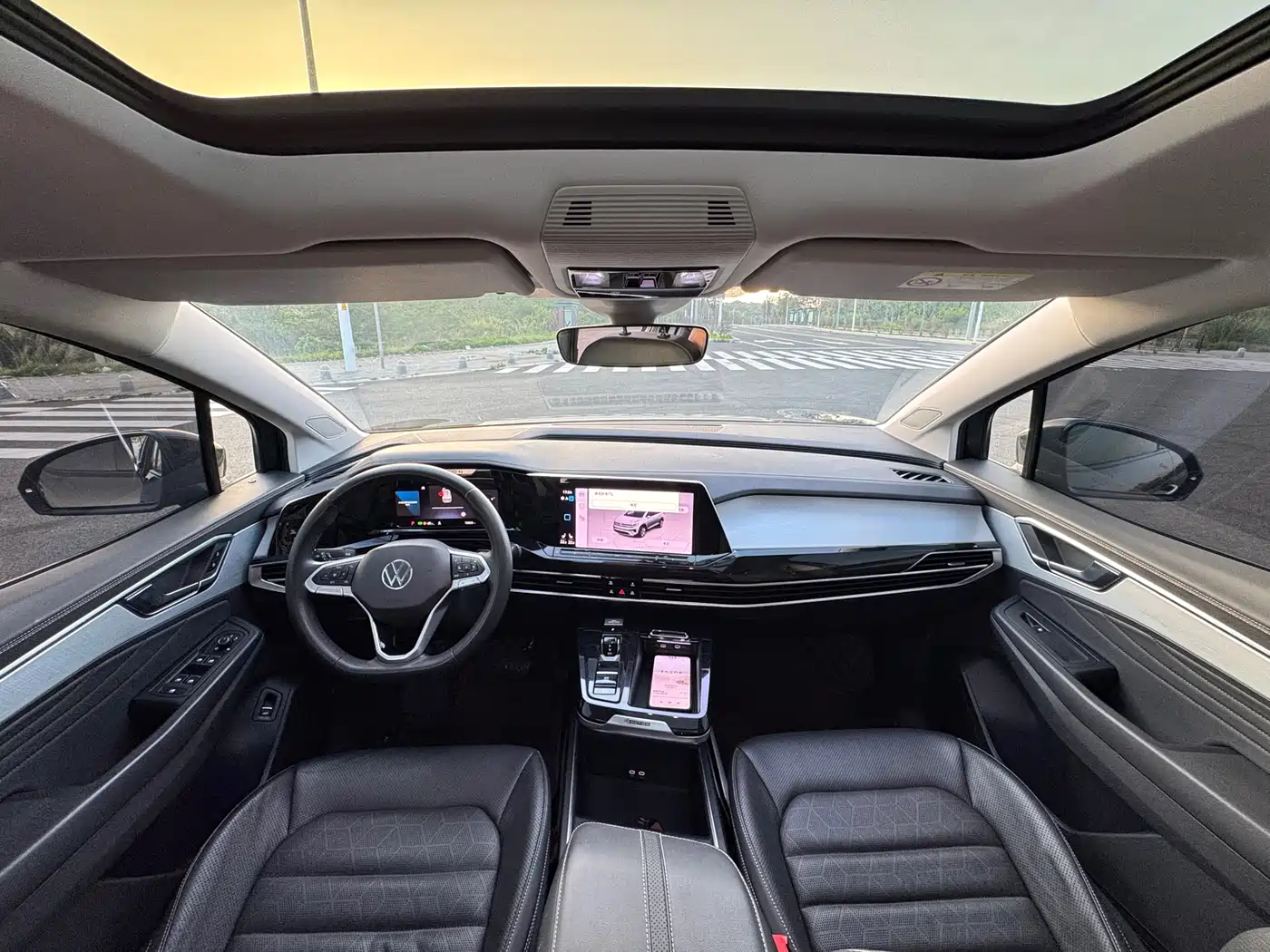 Volkswagen Talagon 2023 380TSI 4WD Luxury Pro Edition фото 10
