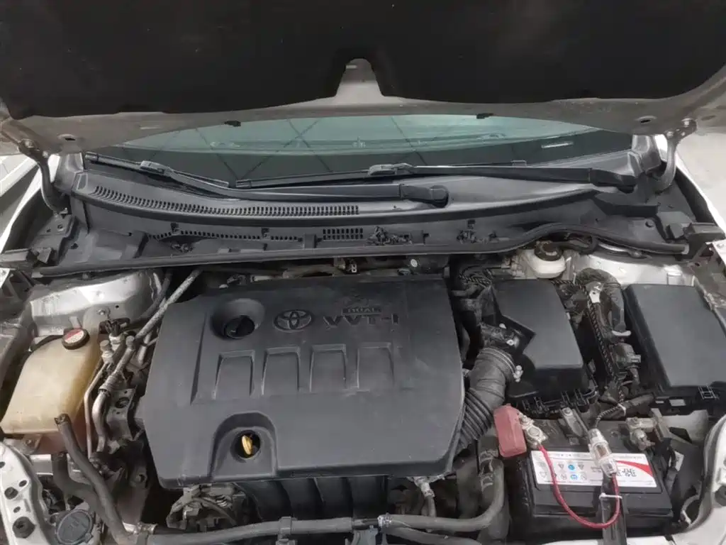 Toyota Corolla 2014 1.6L CVT GL фото 20