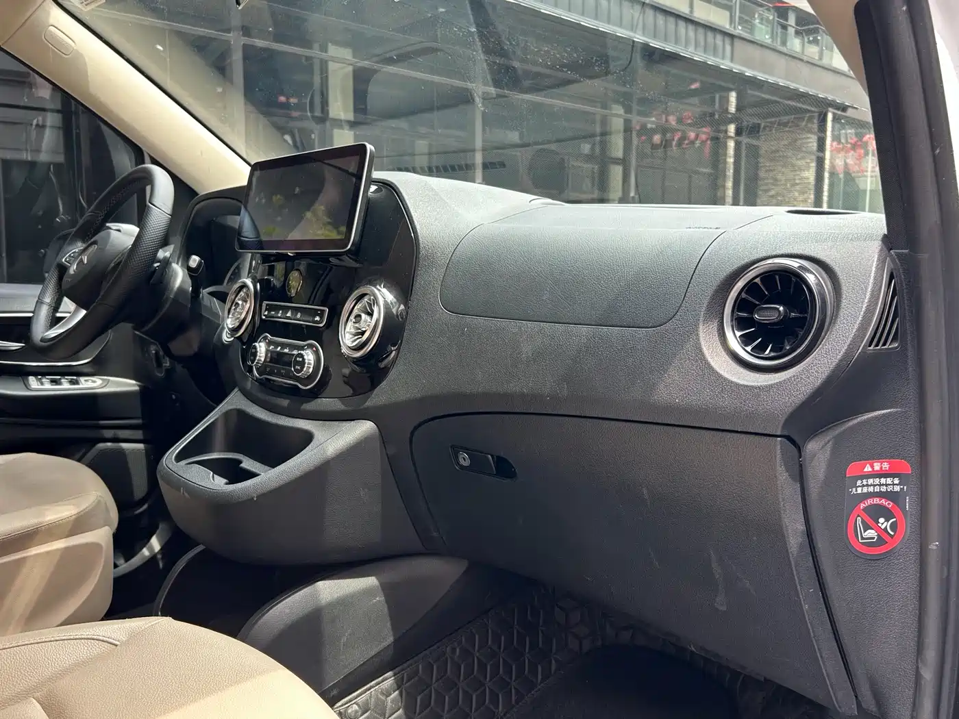 Mercedes-Benz Vito 2021 2.0T Business Edition 7-seater фото 10