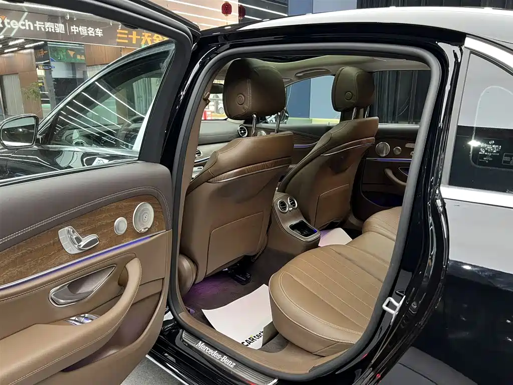 Mercedes-Benz E-Class 2022 Second Facelift E 300 L Luxury фото 23