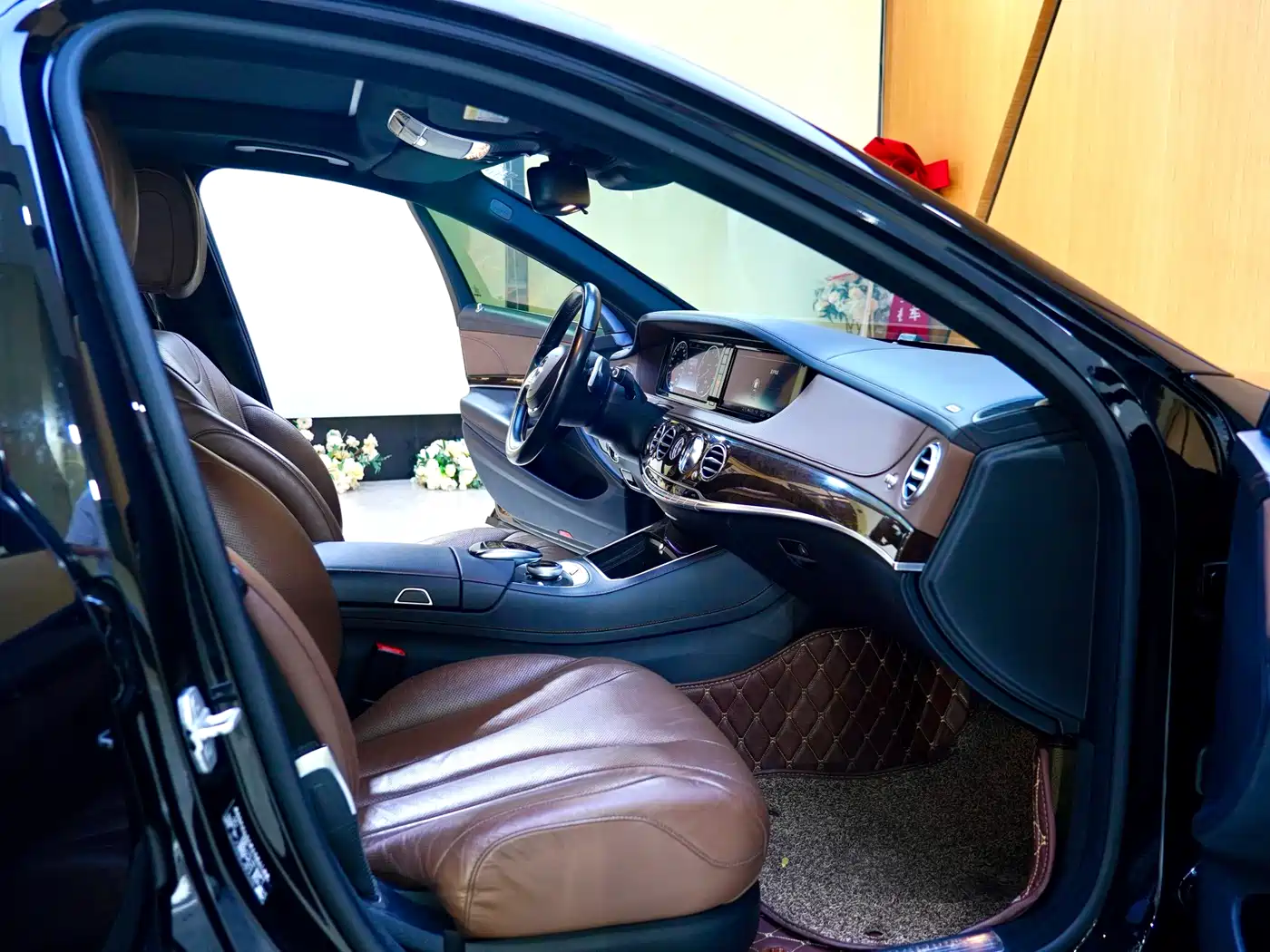 Mercedes-Benz S-Class 2014 S 320 L Business фото 8