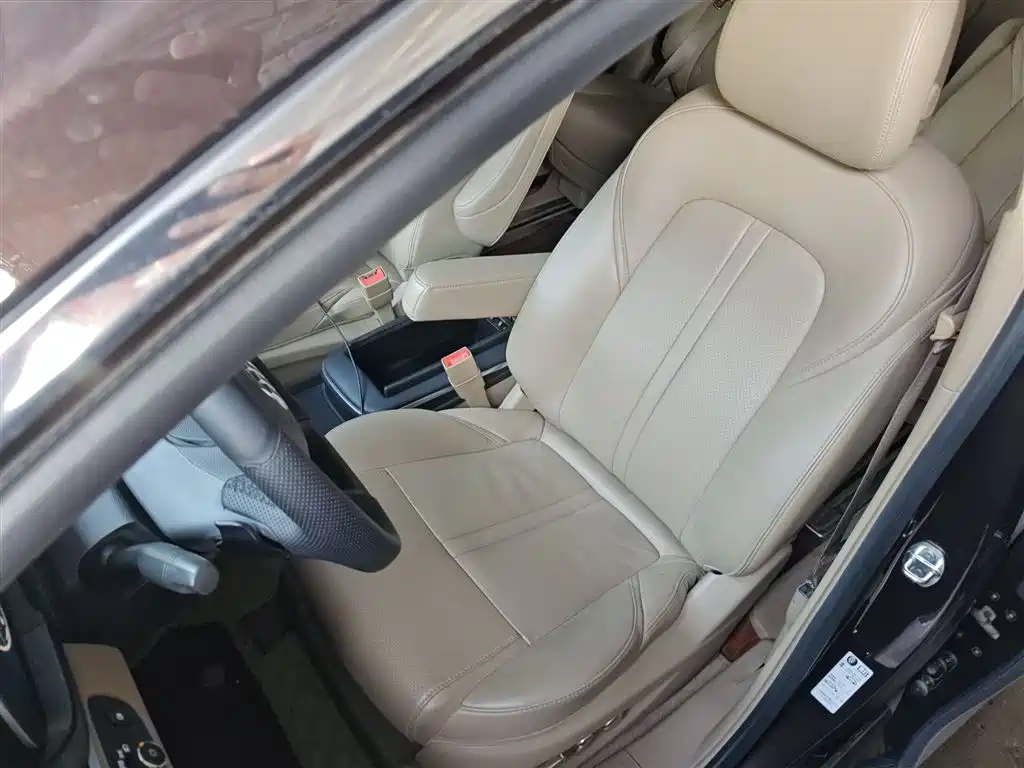 Buick GL8 2021 ES Landlord 653T Premium фото 15