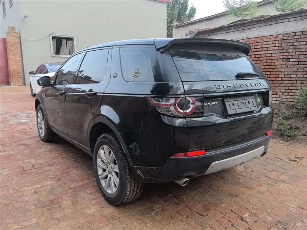 Land Rover Discovery Sport 2019 240PS SE Edition China VI фото 5
