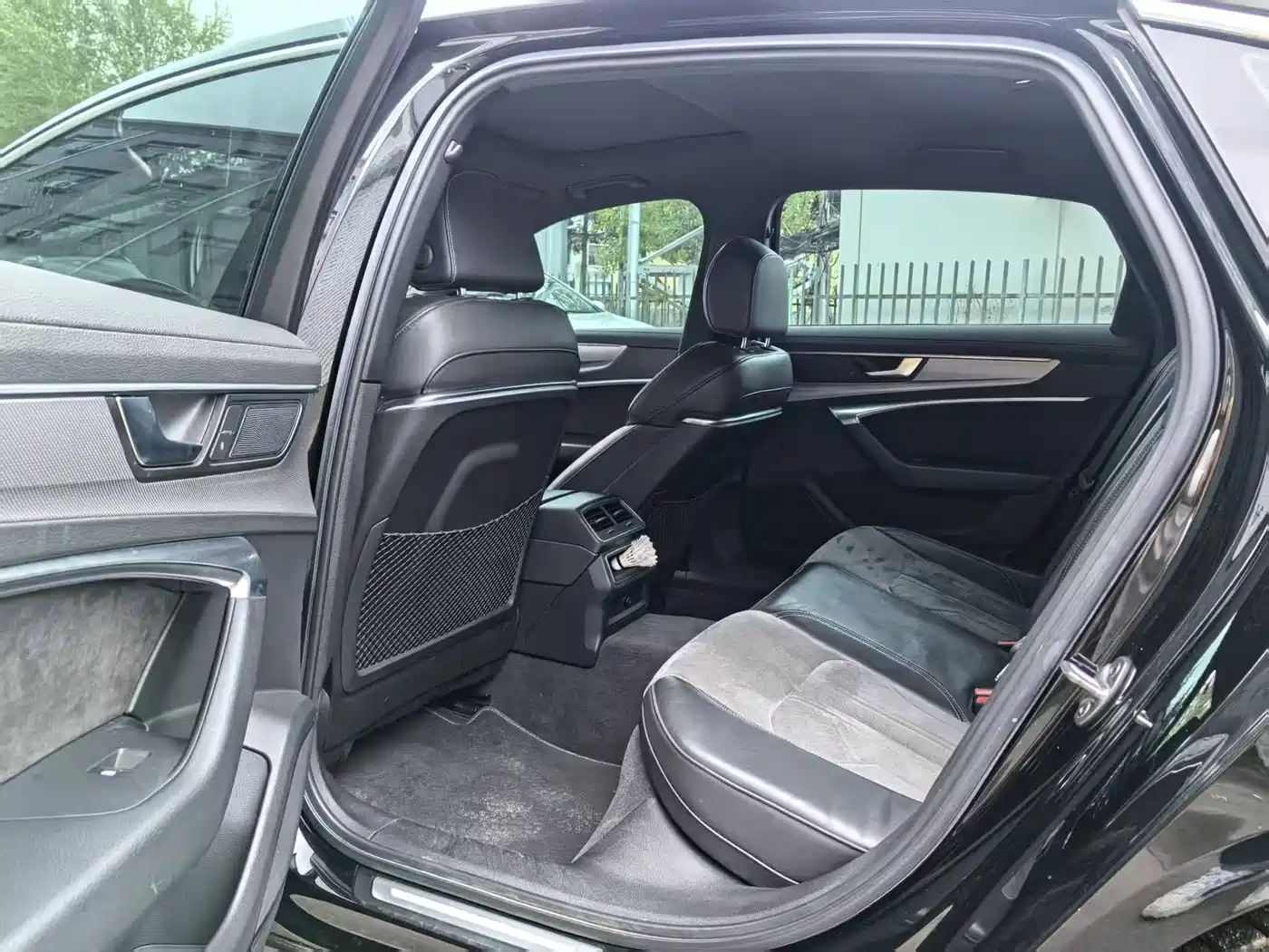 Audi A6L 2019 40 TFSI Luxury Dynamic фото 3
