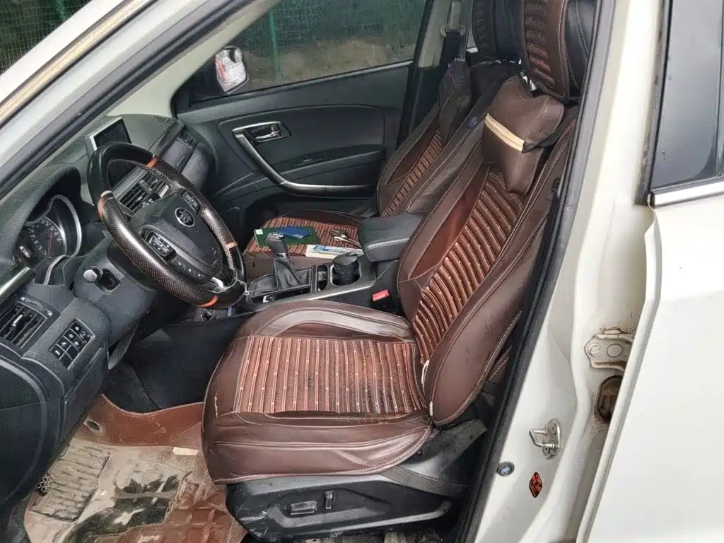 Besturn X80 2018 2017 2.0L Manual Luxury
