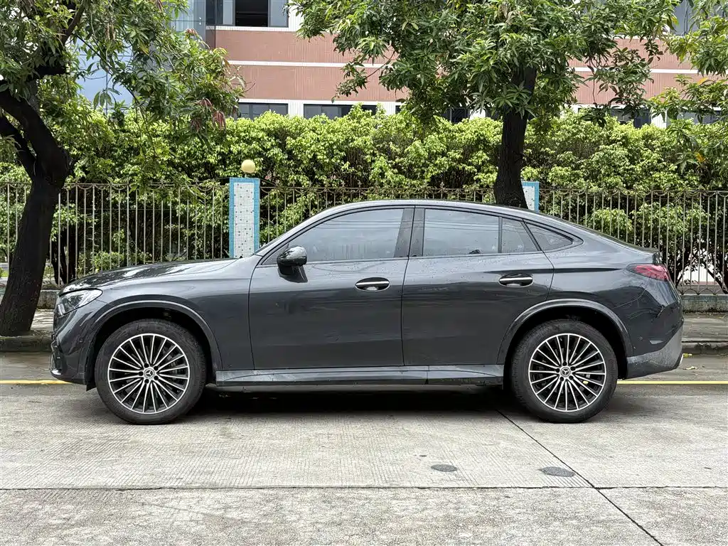 2026 Mercedes-Benz GLC Coupe