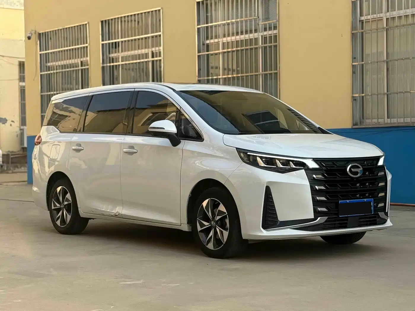 GAC Trumpchi Trumpchi M6 2021 — пригон из Китая
