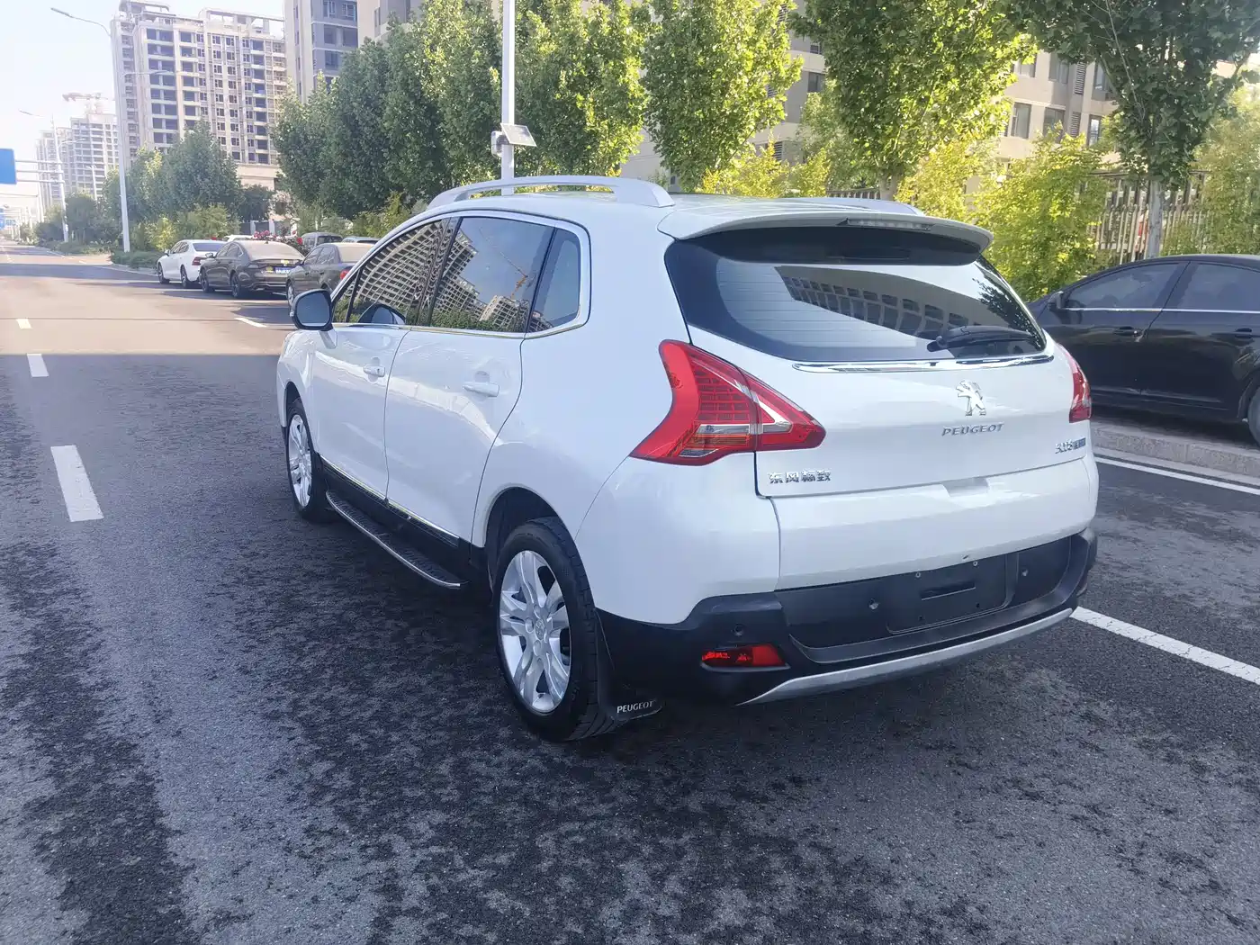Peugeot 3008 2015 1.6THP Roland Garros Edition фото 9