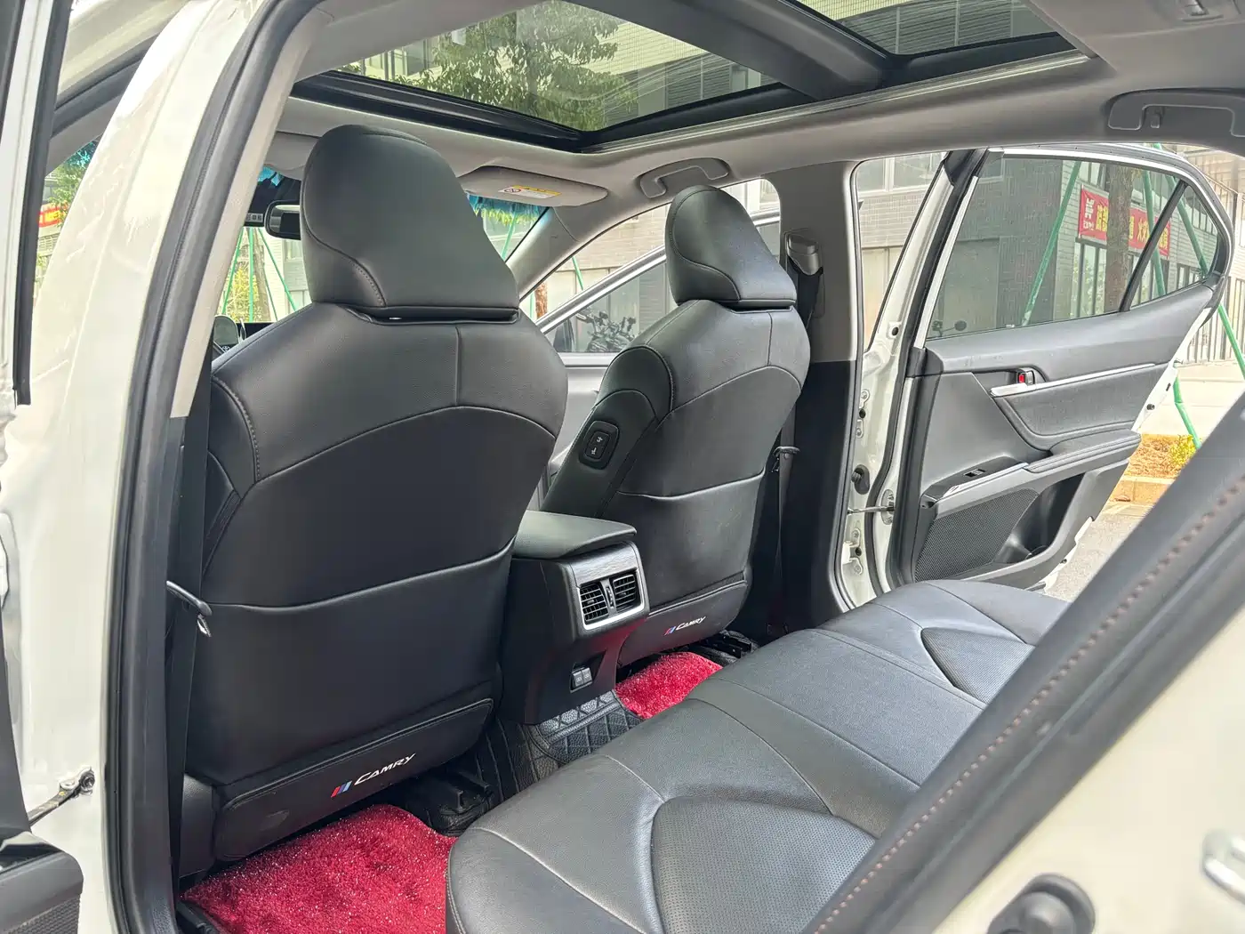 Toyota Camry 2023 2.5G Luxury Edition фото 10