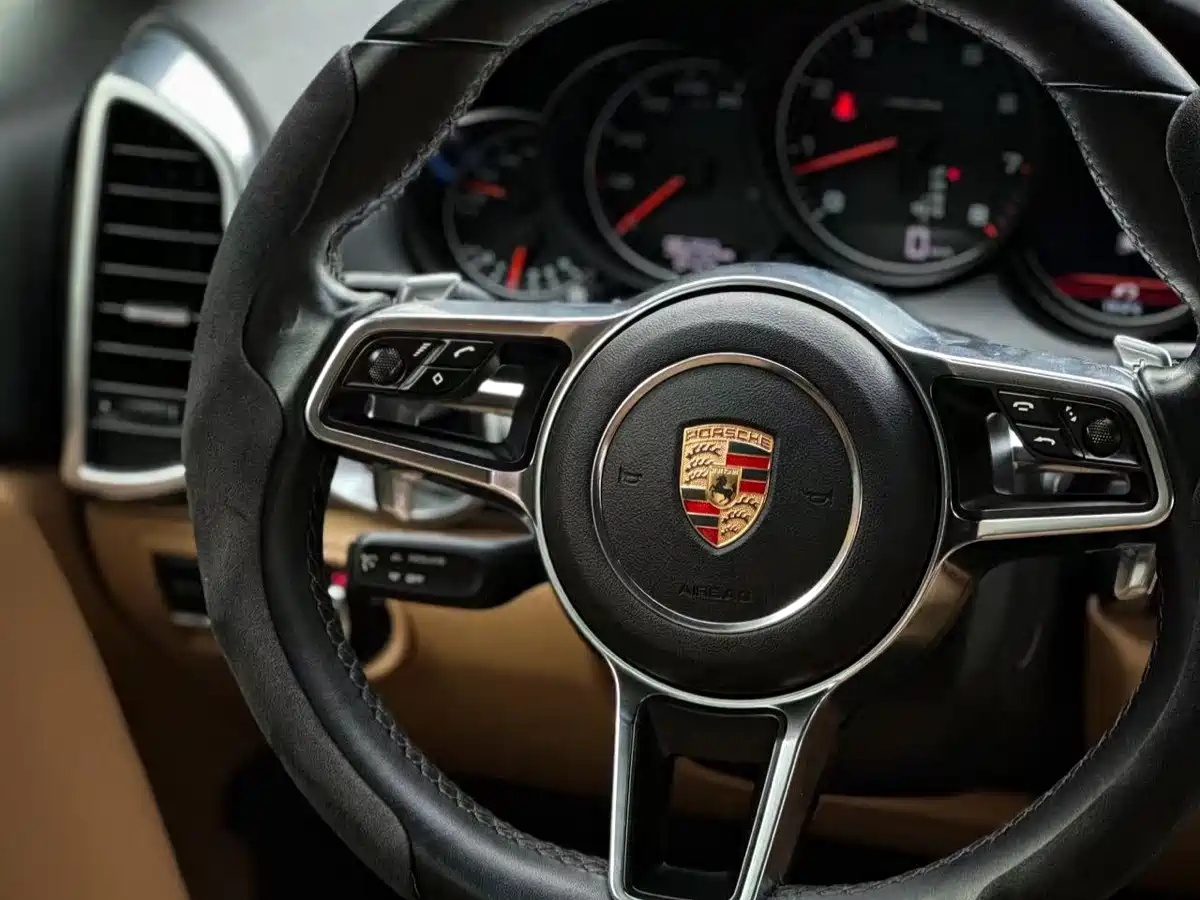 Porsche Cayenne 2015 Cayenne 3.0T фото 4