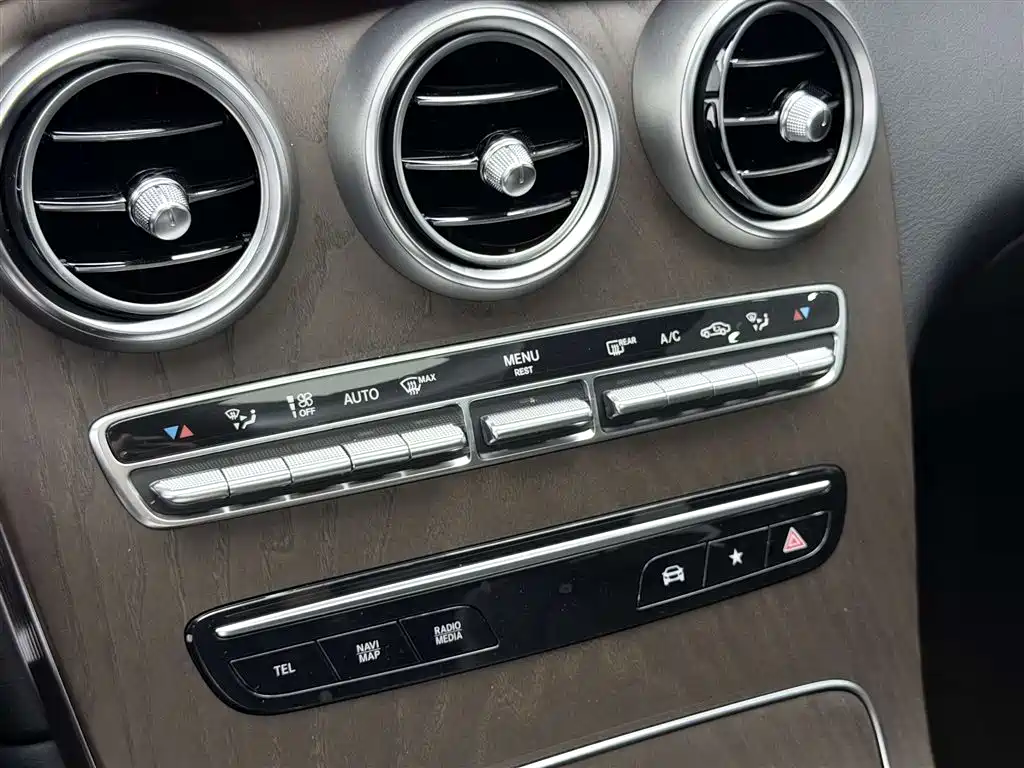 Mercedes-Benz GLC 2020 Facelift GLC 300 L 4MATIC Dynamic фото 27