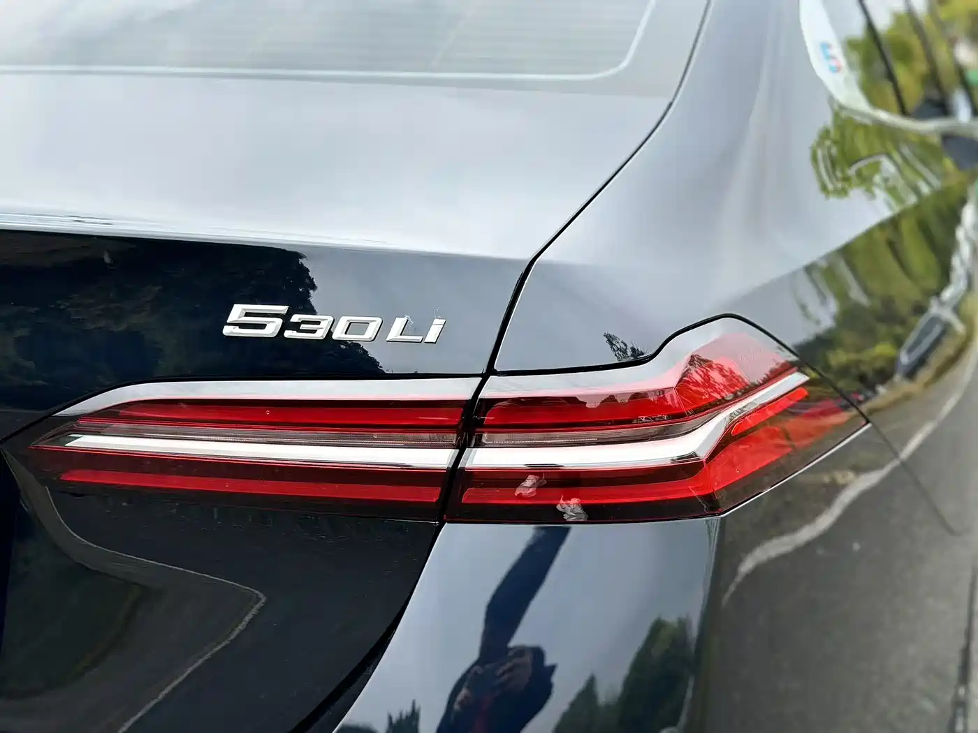 BMW 5 Series 2025 530Li Leading M Sport Package фото 21