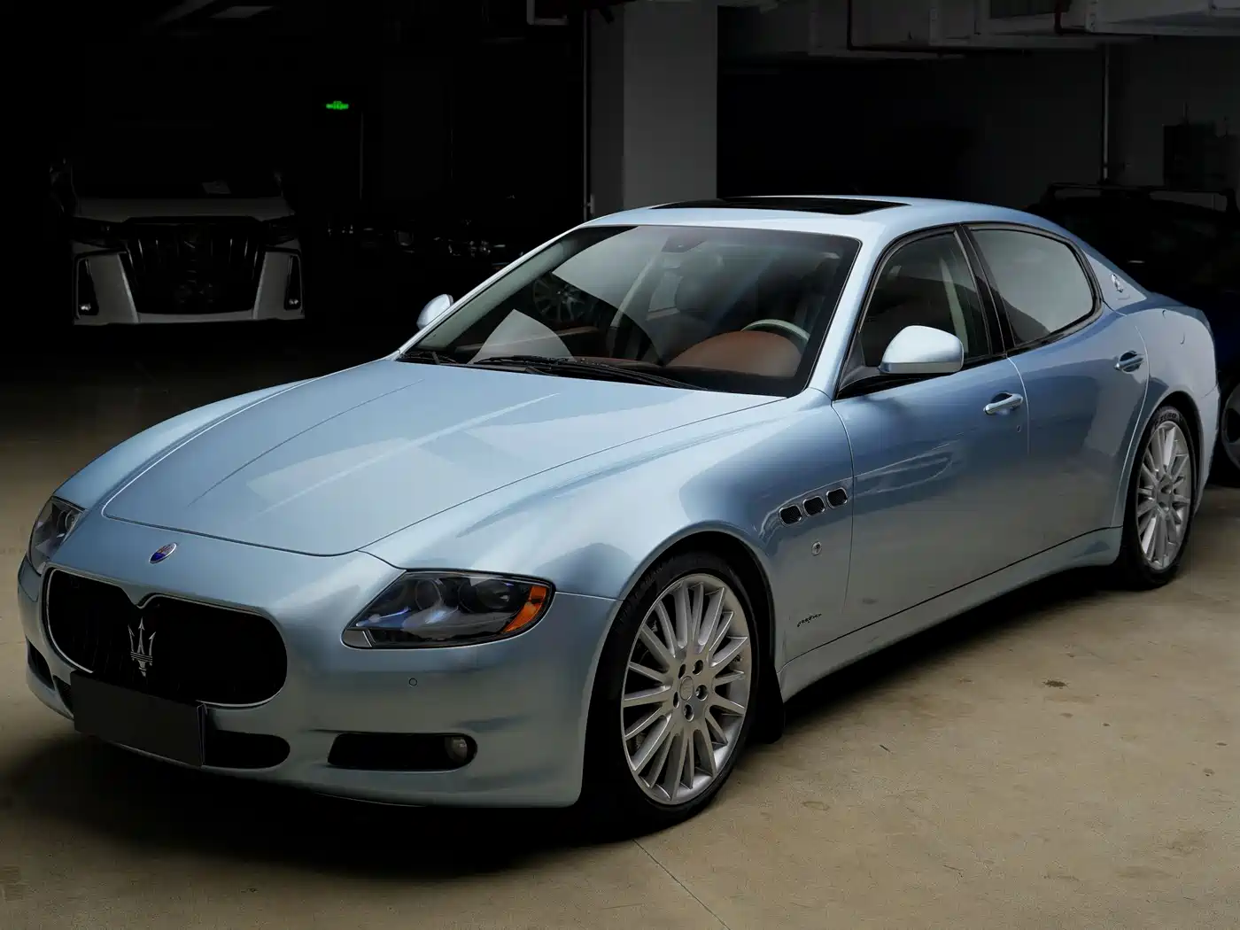 Maserati Quattroporte 2010 4.7L Sport Edition фото 3