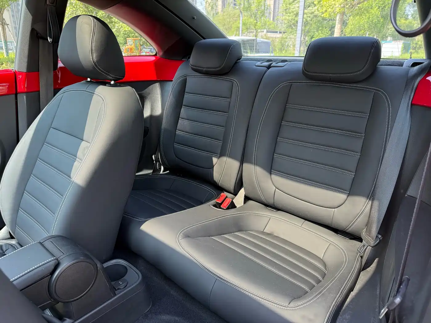 Volkswagen Beetle 2015 180TSI фото 7
