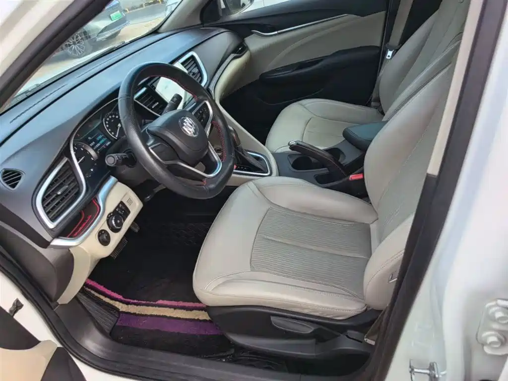 Buick Excelle 2017 15N Automatic Elite фото 15