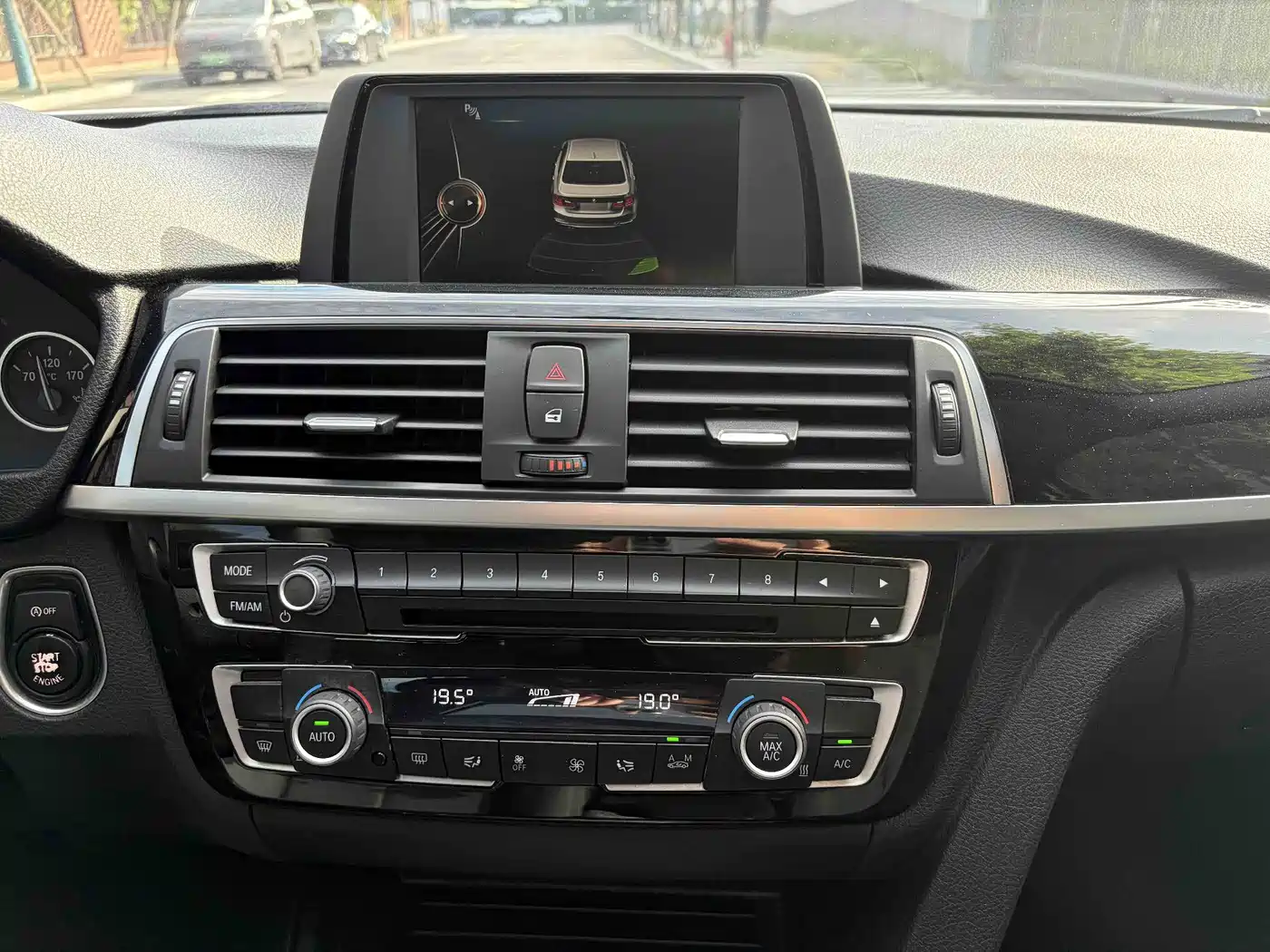 BMW 3 Series 2017 320Li Fashion фото 12