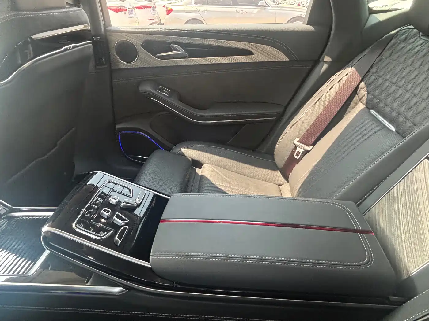 Hongqi H9 2020 3.0T Smart Connect Flagship 4-Seater фото 11