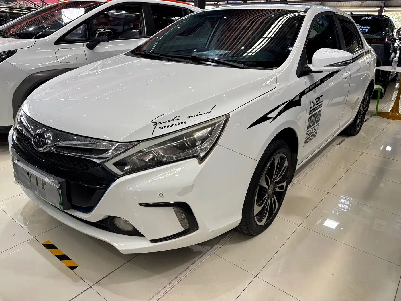BYD Qin New Energy 2015 1.5T Double Champion Flagship Plus