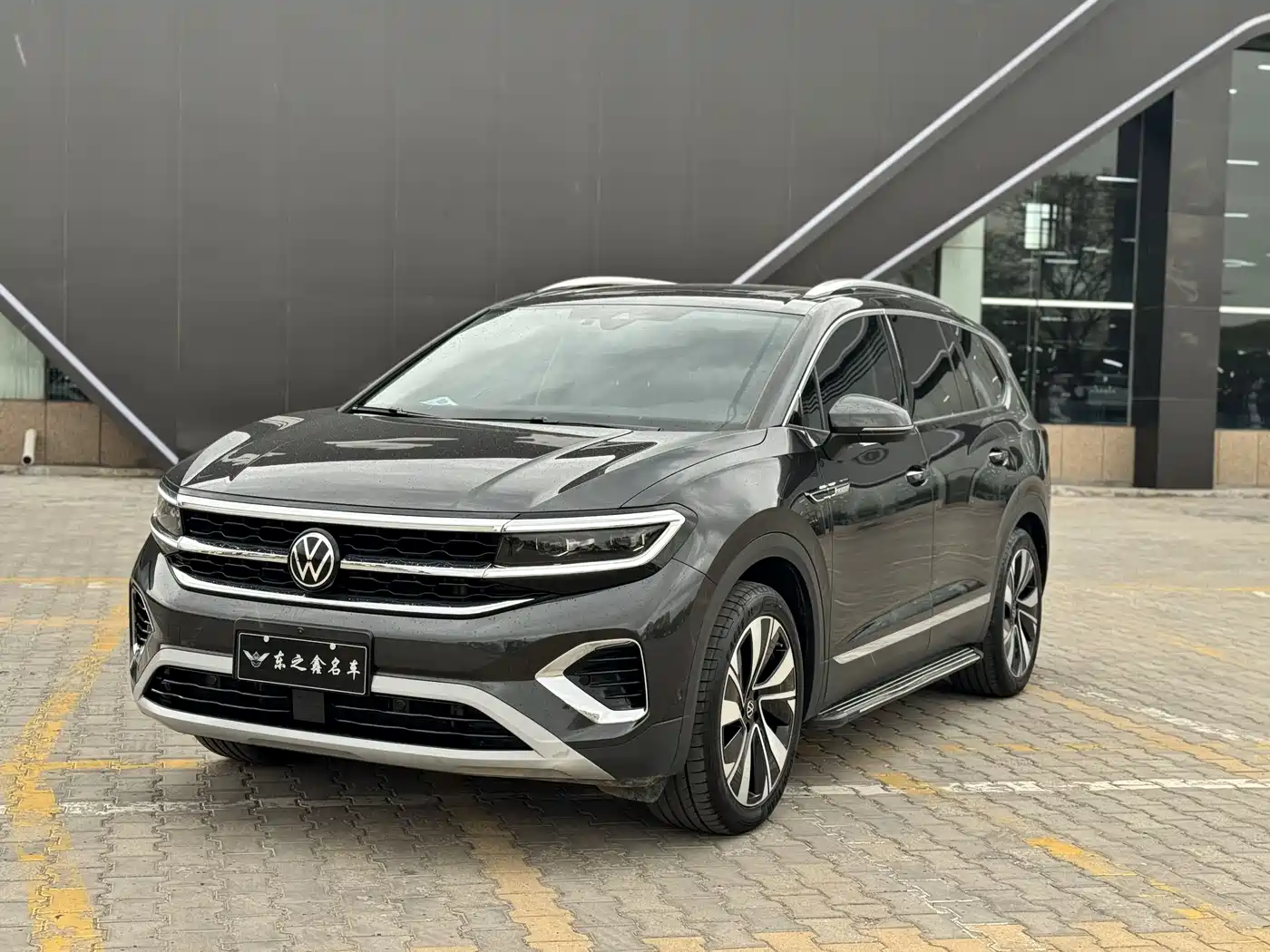 Volkswagen Talagon 2023 Facelift 380TSI 4WD Flagship Victory Edition 7-Seater фото 4