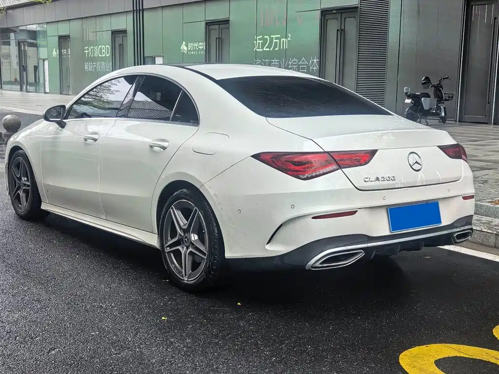 Mercedes-Benz CLA (Import) 2021 CLA 200 фото 7