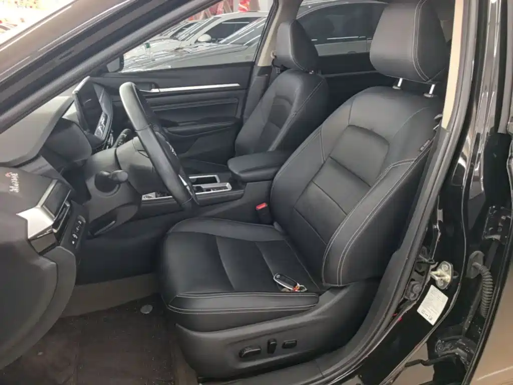 Photo 15 - Nissan Teana