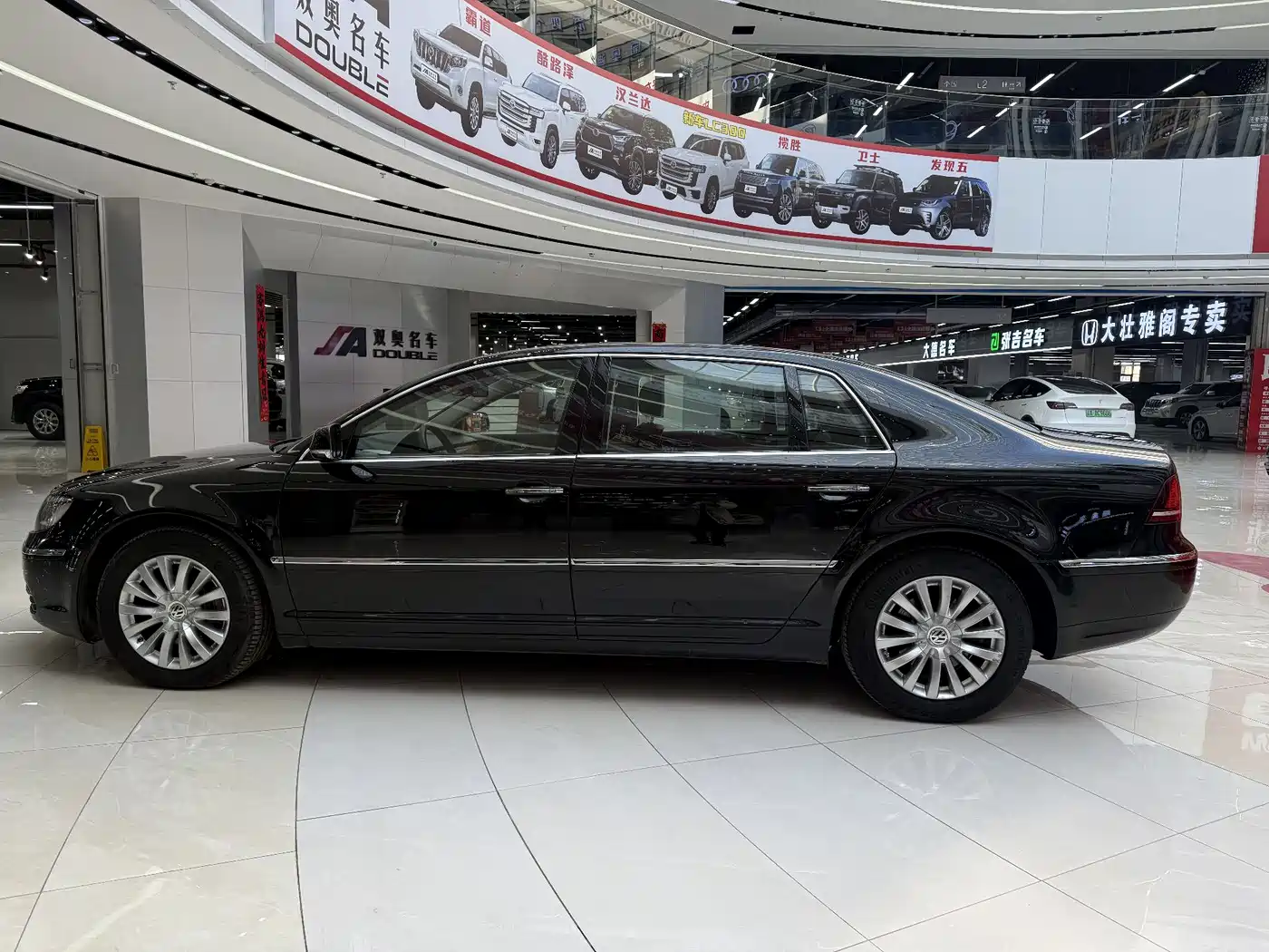 Volkswagen Phaeton 2012 3.0L Business фото 7