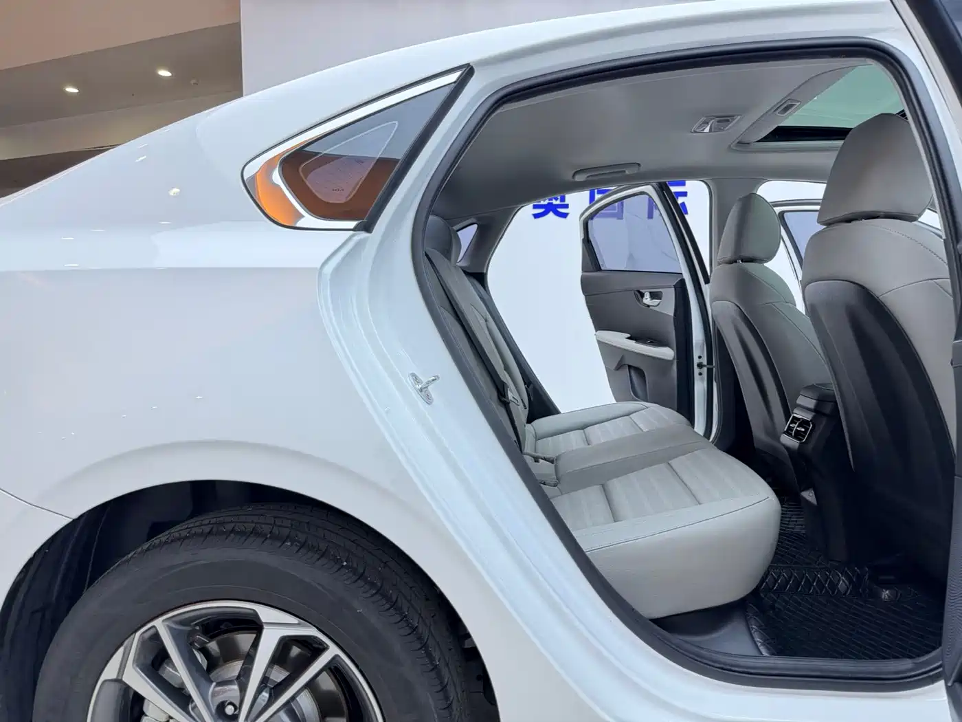 Kia K3 2023 2023 Model 1.5L CVT Luxury Edition