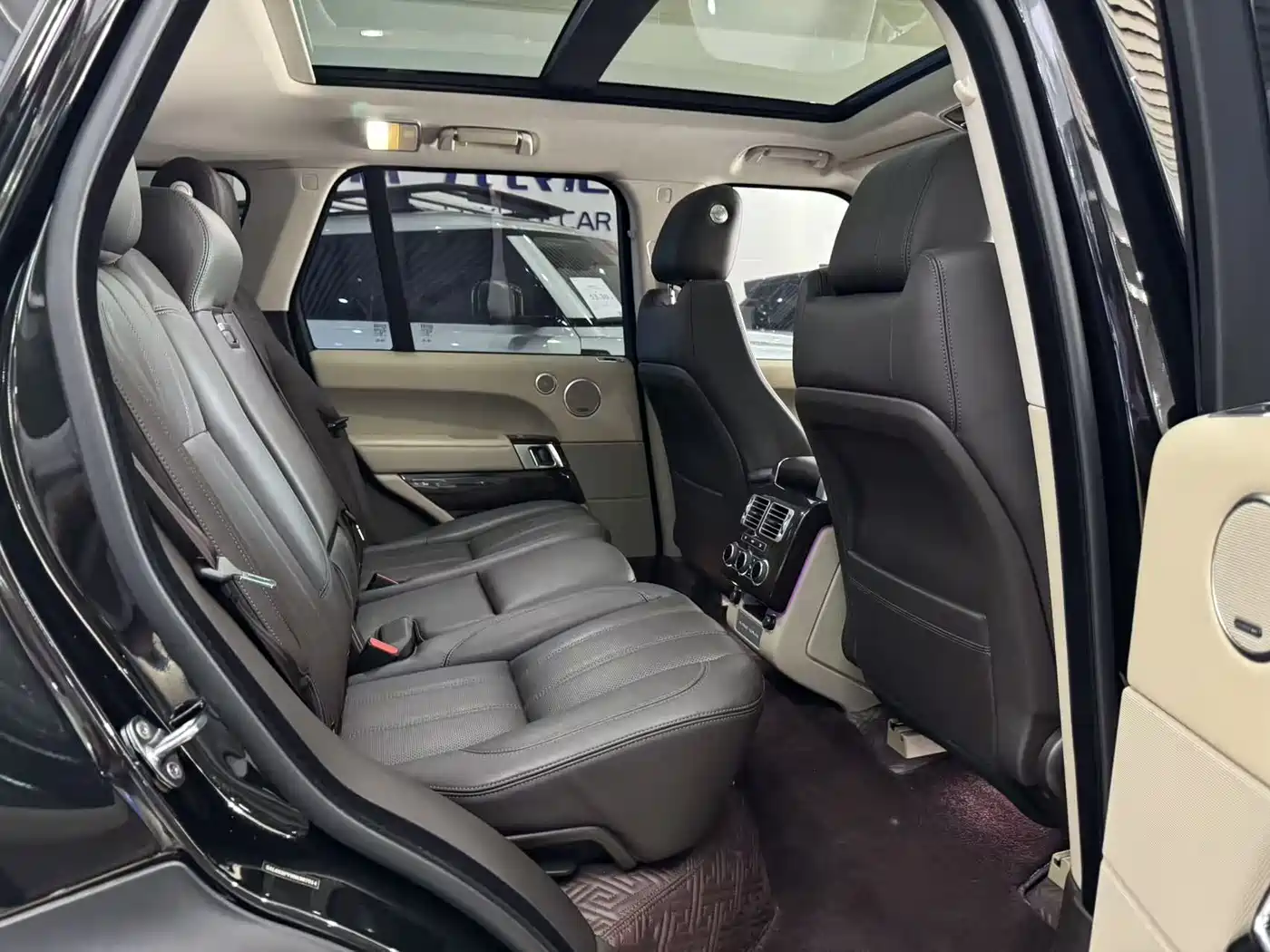 Land Rover Range Rover 2017 3.0 SC V6 Vogue фото 15