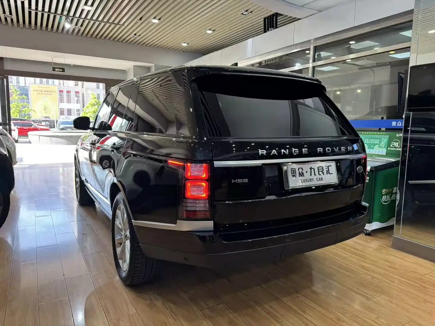 Land Rover Range Rover 2017 3.0 SC V6 Vogue фото 20