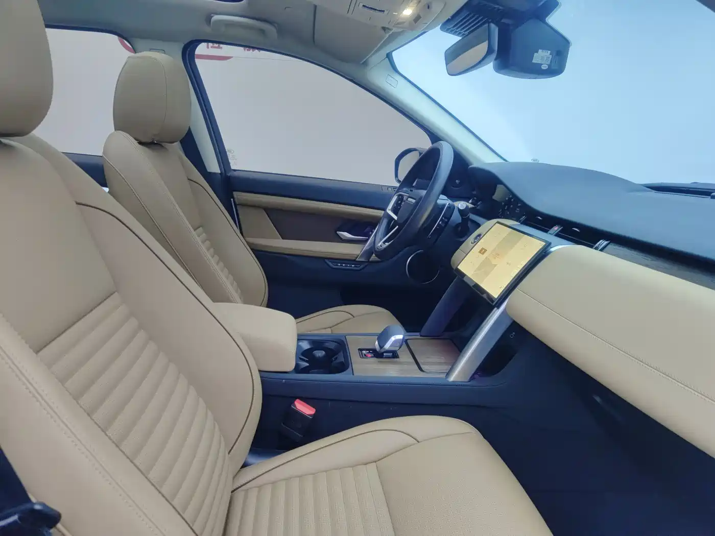 Land Rover Discovery Sport 2024 Performance Technology Edition фото 12