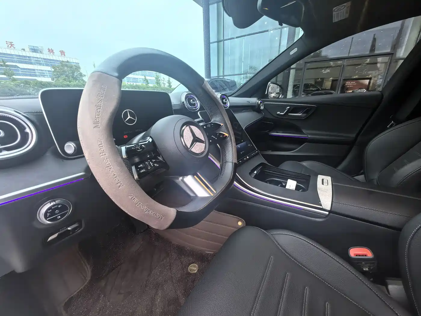 Mercedes-Benz C-Class 2024 C 260 L Sport фото 5