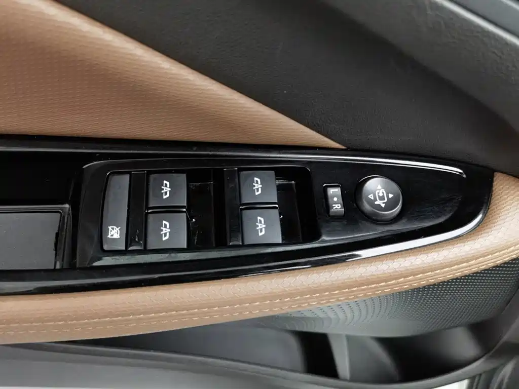 Фото 9 - Buick Verano