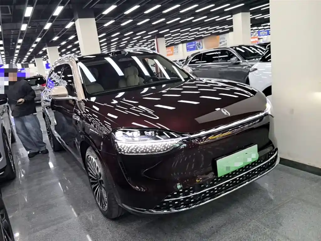 AITO Wenjie AITO M9 2025 Extended Range Ultra 52kWh 6-Seater фото 4