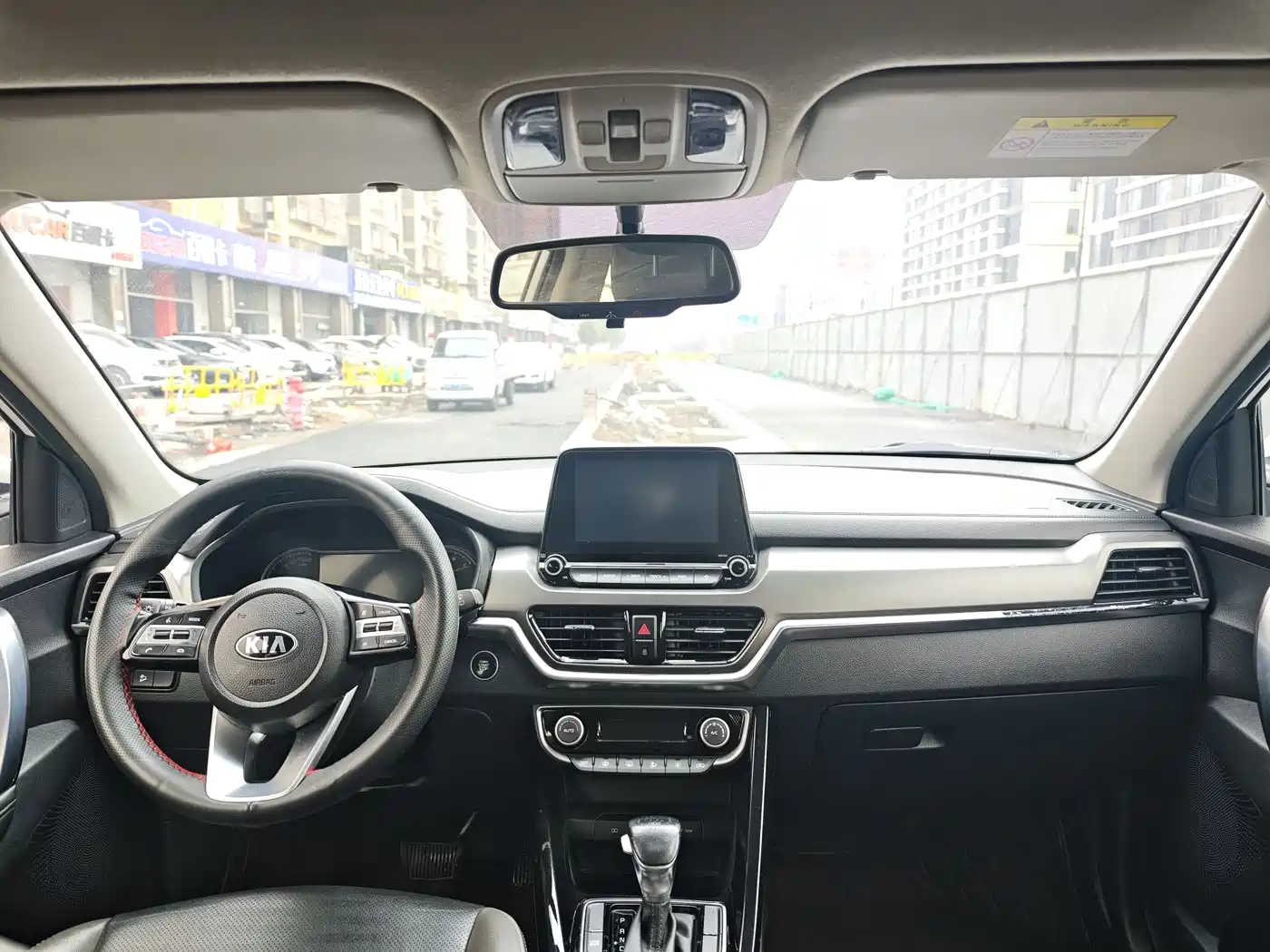 Kia Sportage 2019 2.0L Automatic Smart Luxury Edition фото 9